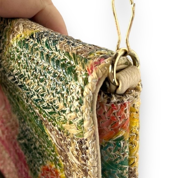 4 for $40 SALE! Woven Straw Cross Body Convertible Clutch Handbag, Floral Print - Picture 5 of 13